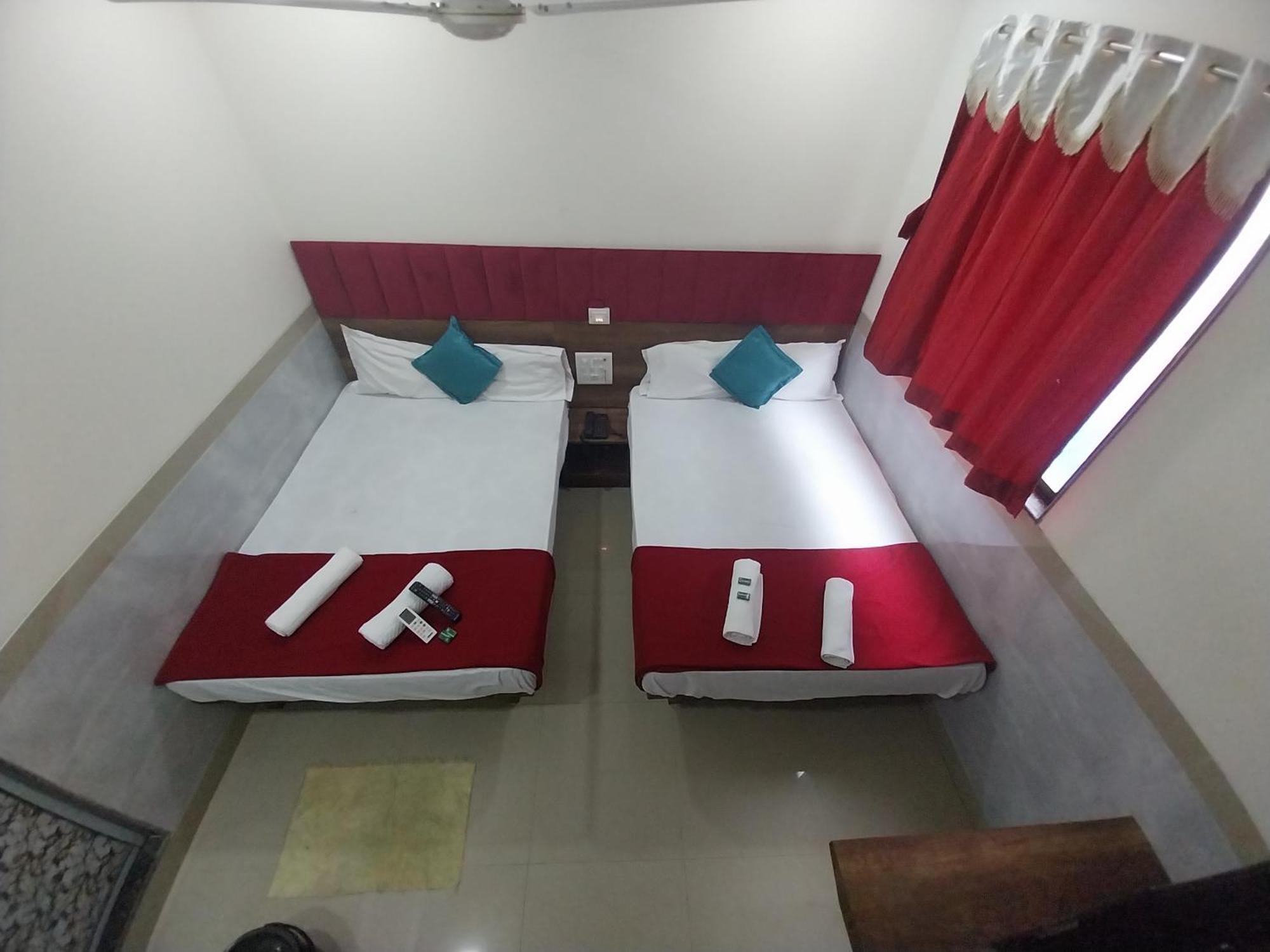 New Balaji Residency 3*